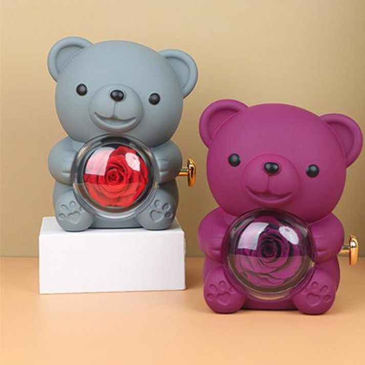 Urso giratório com rosas + colar de coração personalizado com nomes 💖